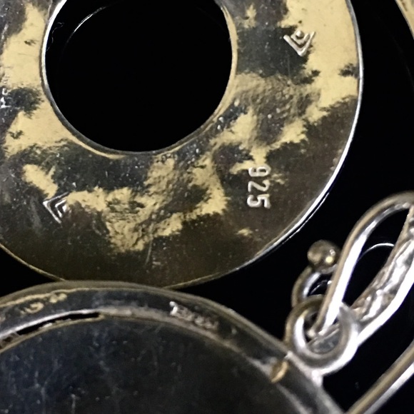 ❗️SOLD❗️Silpada 925 Sterling Hammered Earrings K20 - Picture 4 of 4